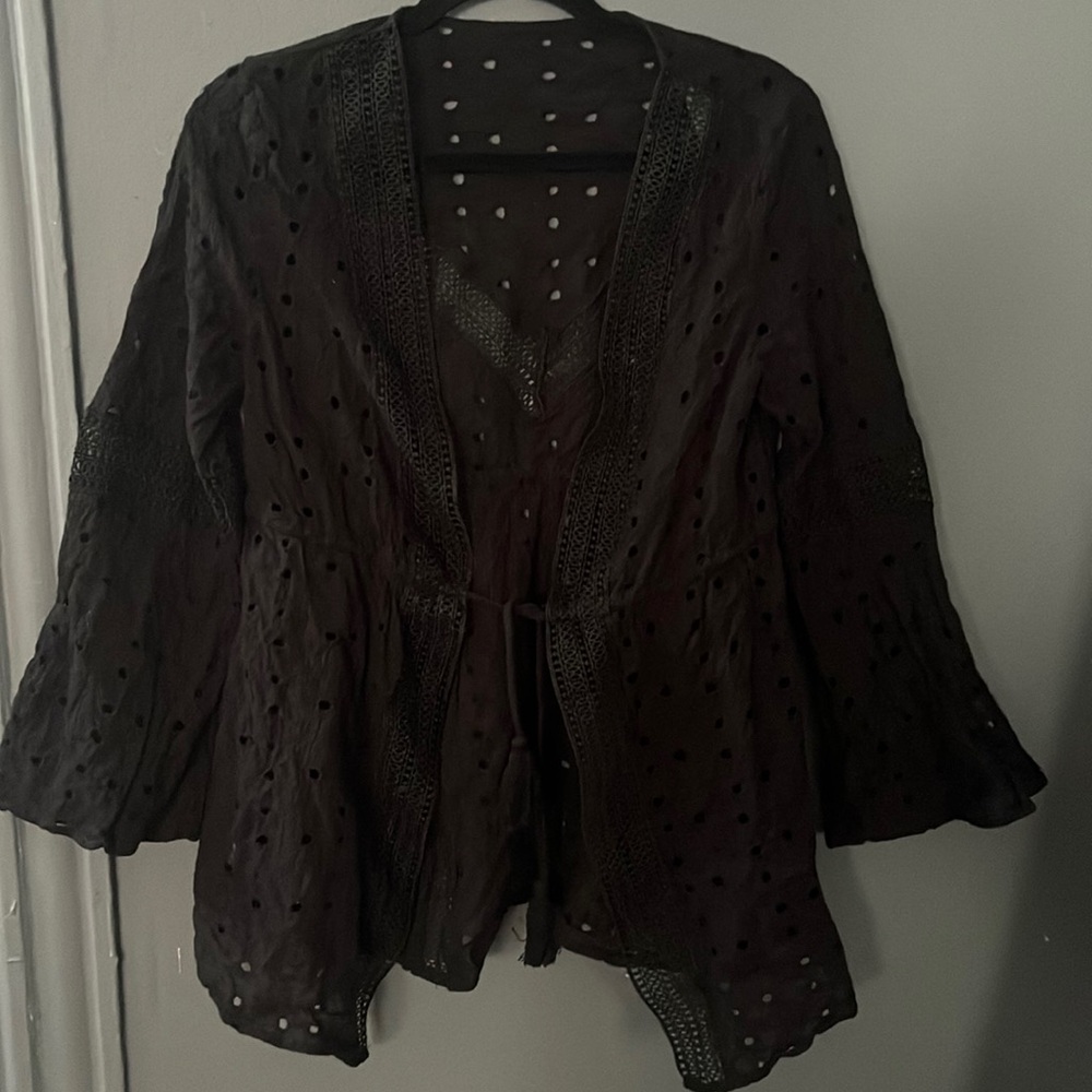 Black kimono